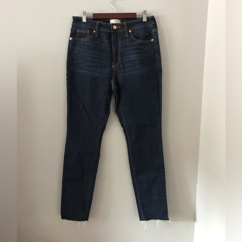 Universal Thread High Rise Skinny 8/29R